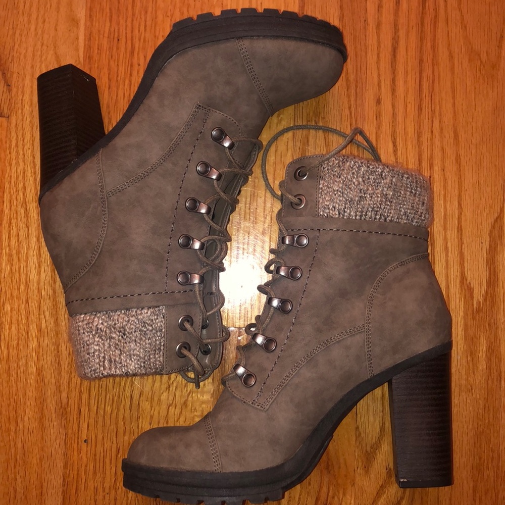 Charlotte Russe Taupe Knit Cuff Lace-Up Heeled Boots